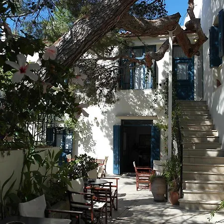 Kynthia דירה